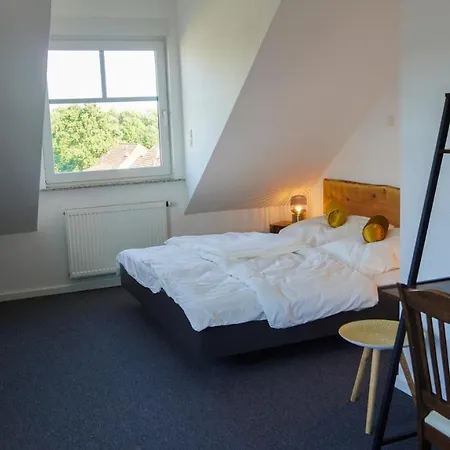 Moderne Stadtwohnung In Zentrumsnaher Lage Apartmán *